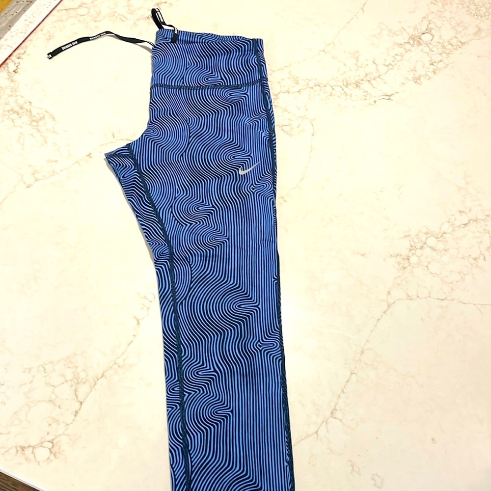 Nike leggings
